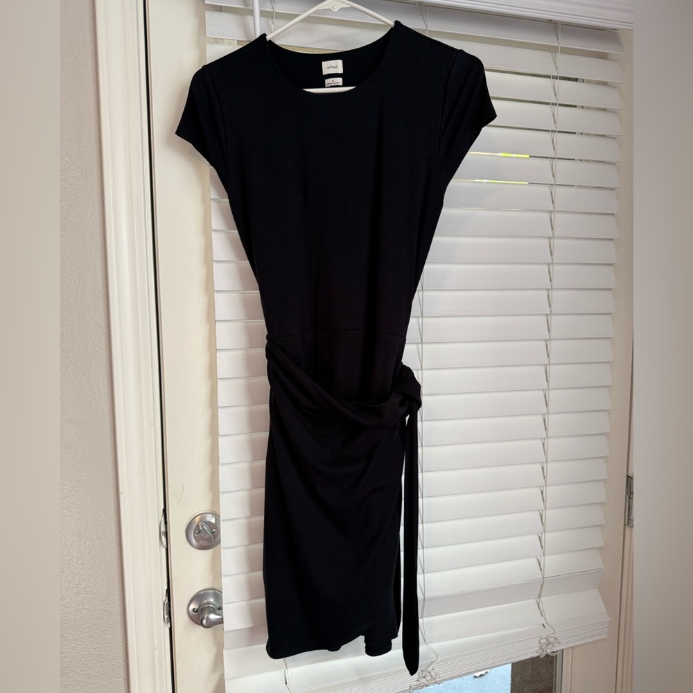 Aritzia Wilfred Lune Black Wrap Mini Dress Size medium used